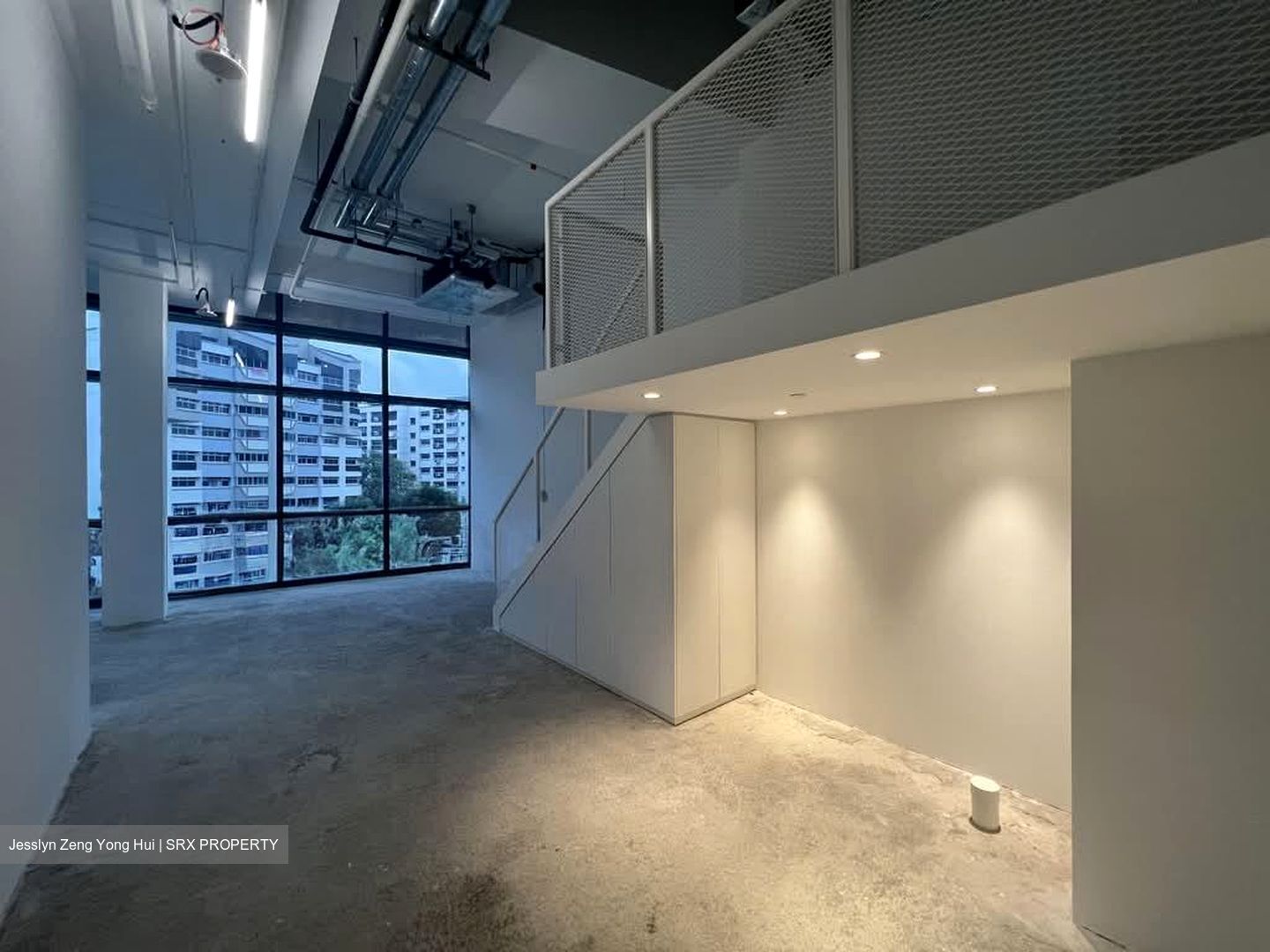Woods Square (D25), Office #554087661